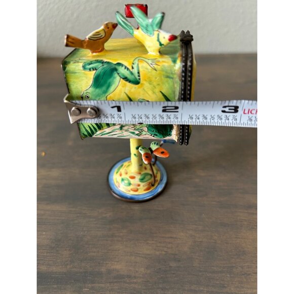 Kelvin Chen Enameled Metal Stamp Box Mail Box Trinket Box Frogs and Birds - Picture 8 of 8
